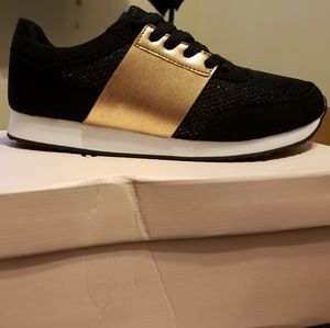 Black n gold sneakers